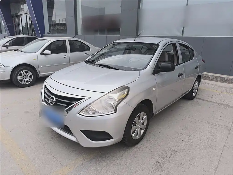 Nissan Sunny