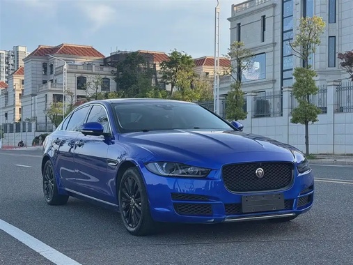 Jaguar XE 2018
