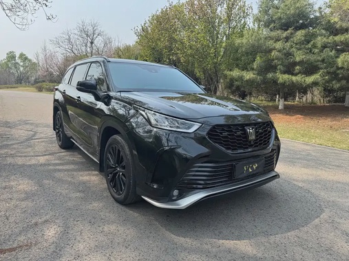 Toyota Crown Kluger 2025