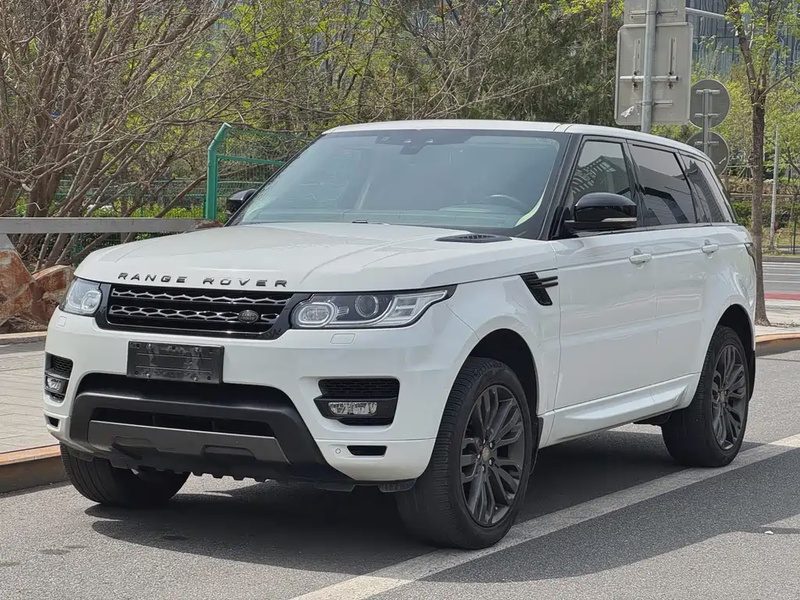 Land Rover Sport