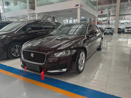 Jaguar XF 2021