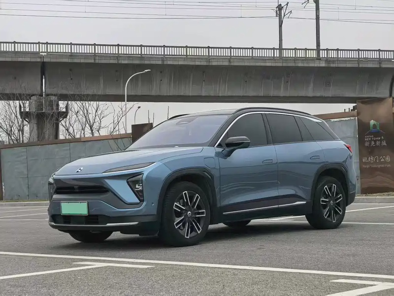 NIO ES6