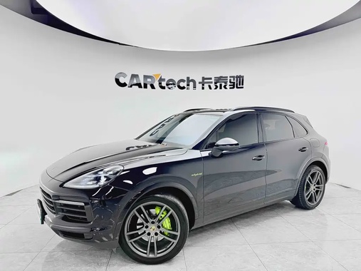 Porsche Cayenne 2023