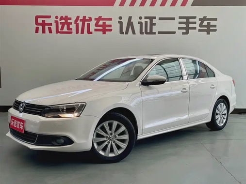 Volkswagen Sagitar 2015