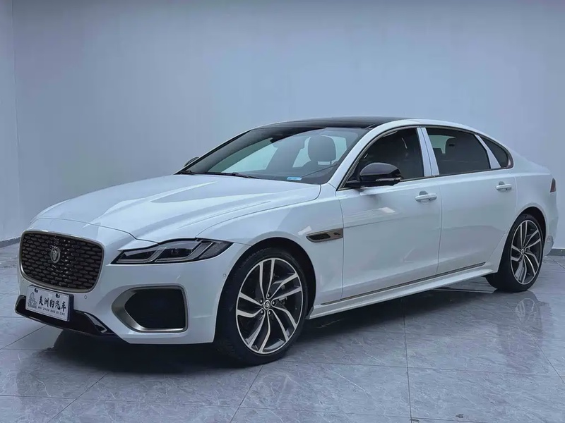 Jaguar XFL