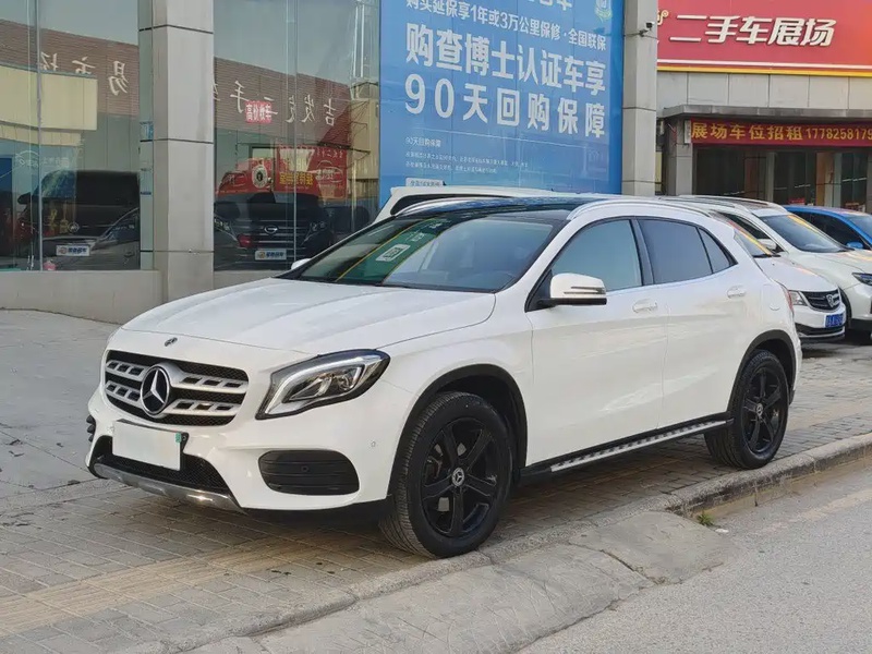 Mercedes-Benz GLA-Class