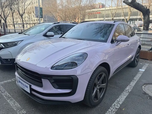Porsche Macan 2025