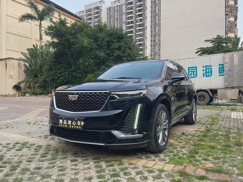 Cadillac XT6
