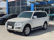 Mitsubishi Pajero 2018