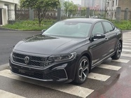 Volkswagen Passat 2023