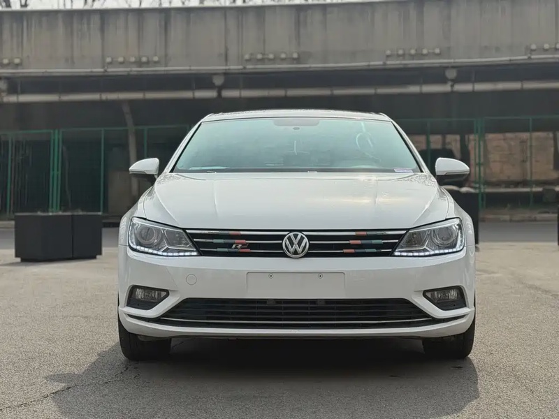 Volkswagen Lamando
