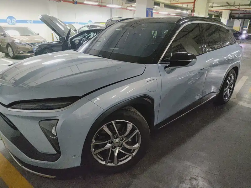 NIO ES6