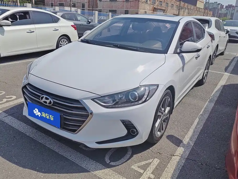 Hyundai Elantra
