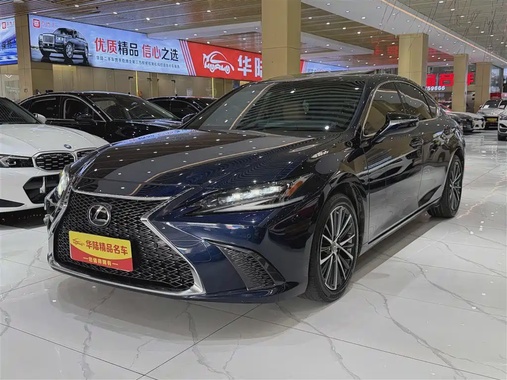 Lexus ES 2022