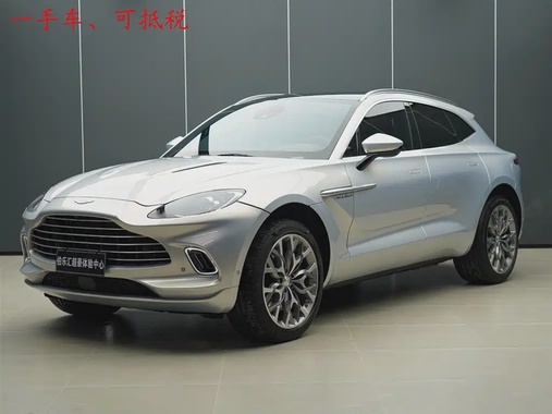 Aston Martin DBX 2024