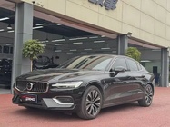 Volvo S60 2023