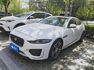 Jaguar XE 2022