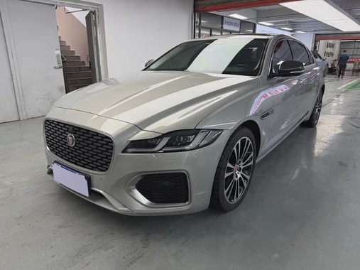 Jaguar XF 2025