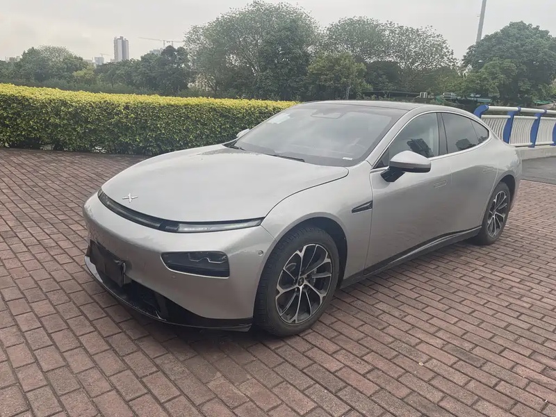 XPeng P7