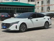 Nissan Teana 2024
