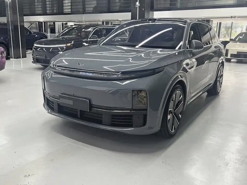 Li Auto L7 2025