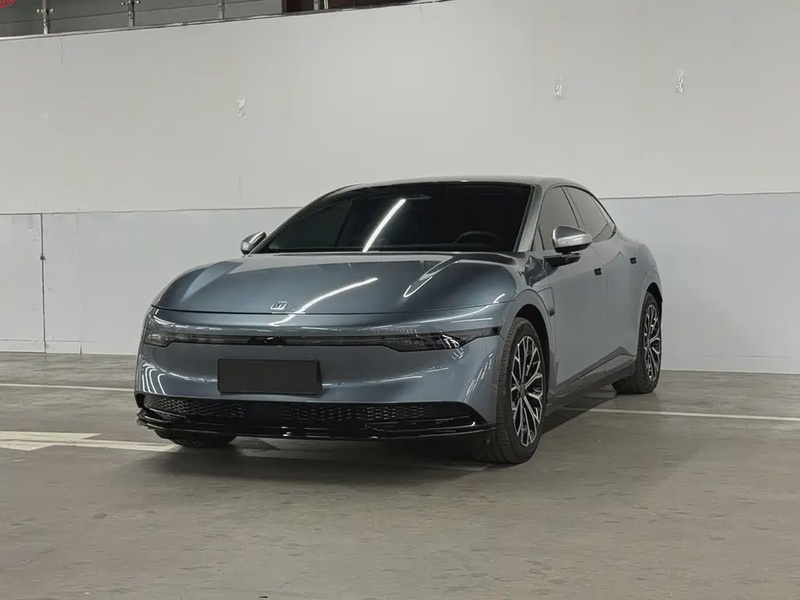 Zeekr 007