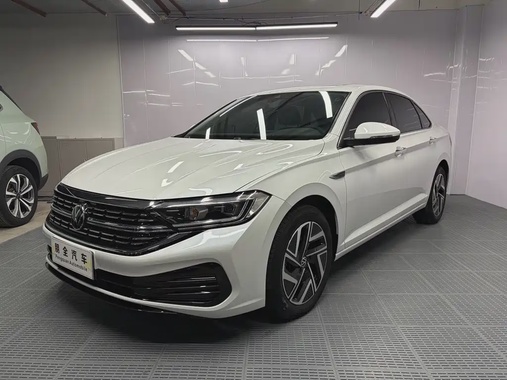 Volkswagen Sagitar 2022