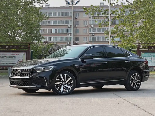 Volkswagen Passat 2022
