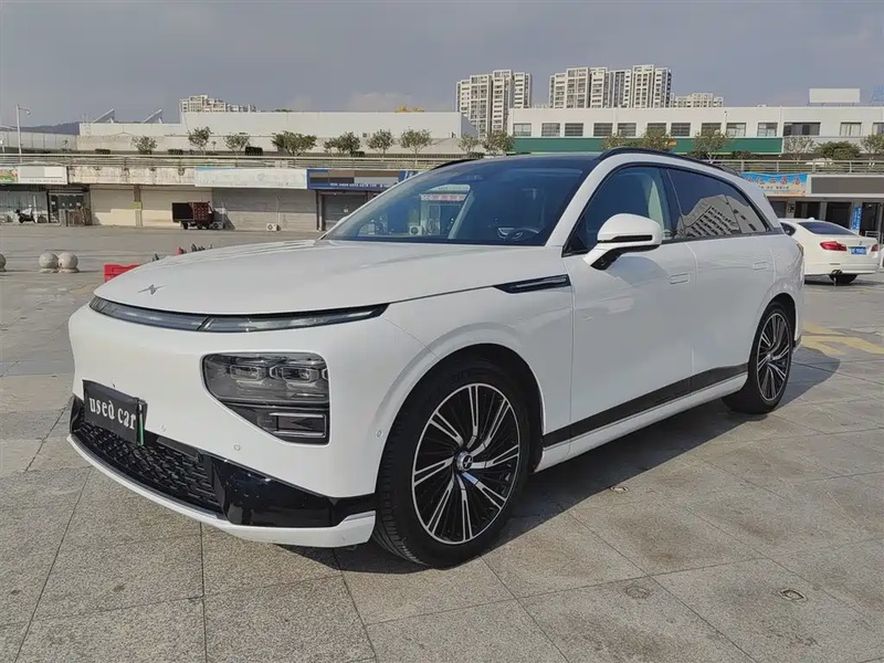 XPeng G9