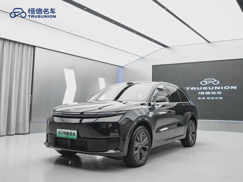 Li Auto L6