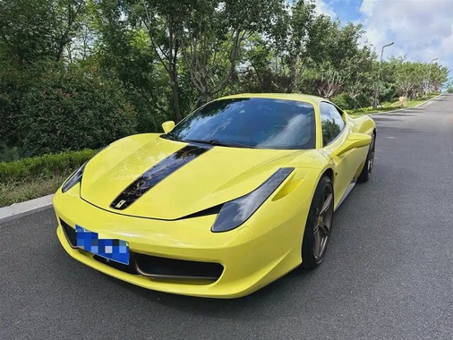Ferrari 458 2016