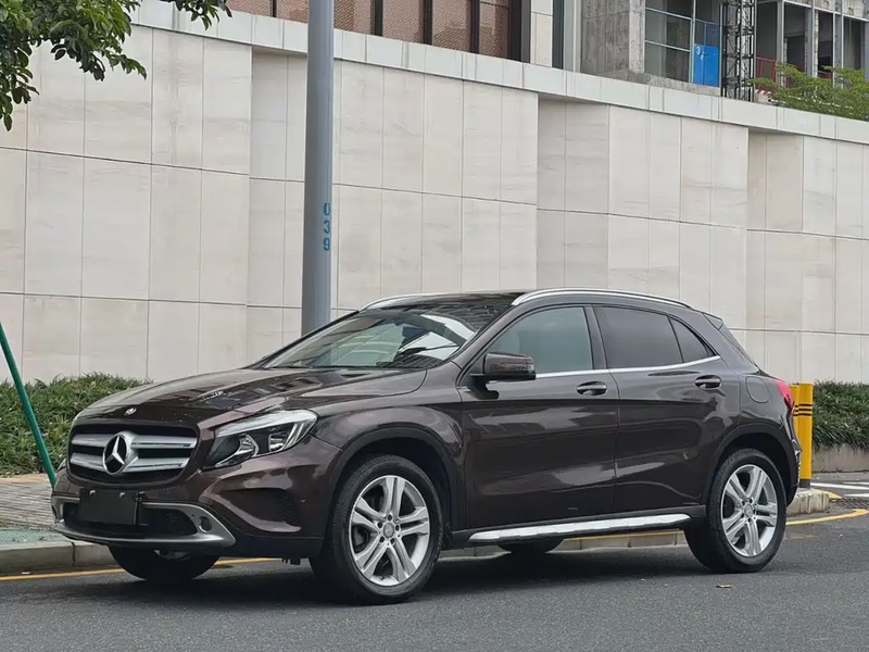Mercedes-Benz GLA-Class