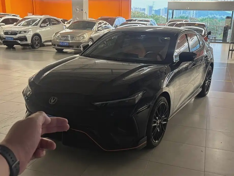 Changan UNI-V