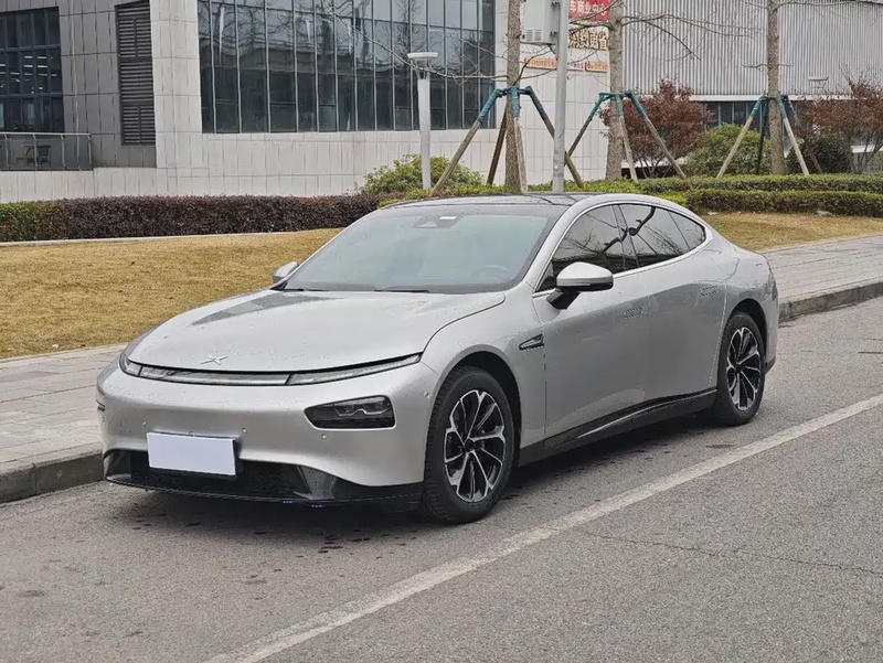 XPeng P7