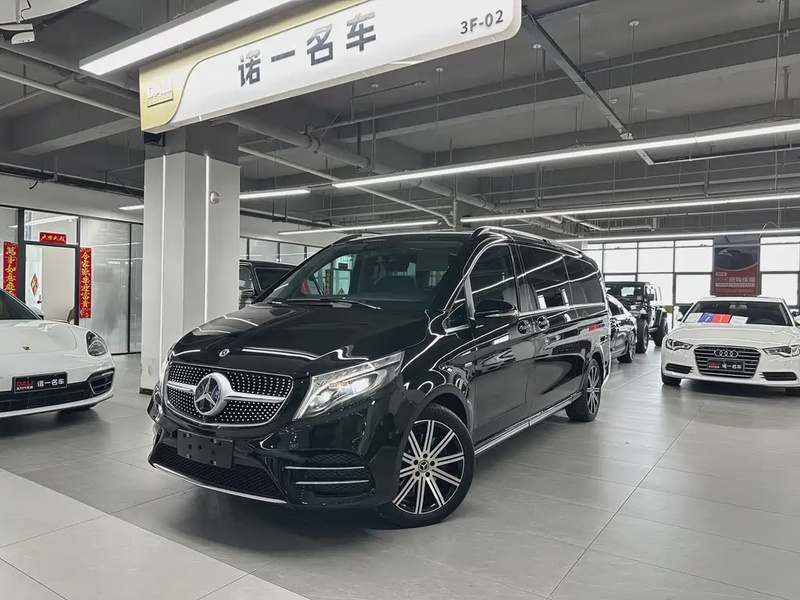 Mercedes-Benz V-Class