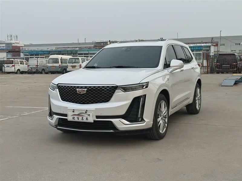 Cadillac XT6
