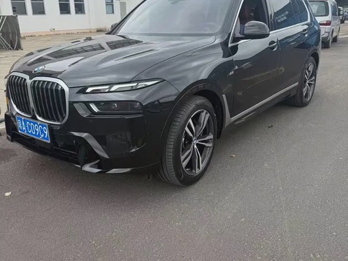 BMW X7 2024