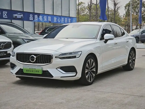 Volvo S60 2024