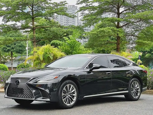 Lexus LS 2018