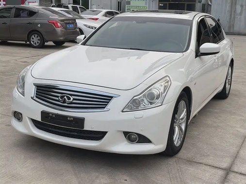 Infiniti G 2012