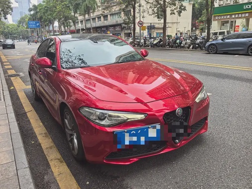 Alfa Romeo Giulia 2017