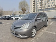 Nissan Livina 2015