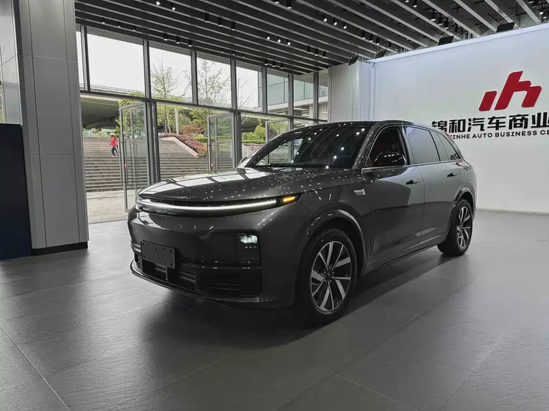 Li Auto L7