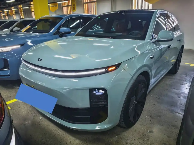 Li Auto L6