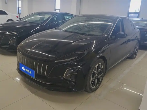 Hongqi E-QM5 2023