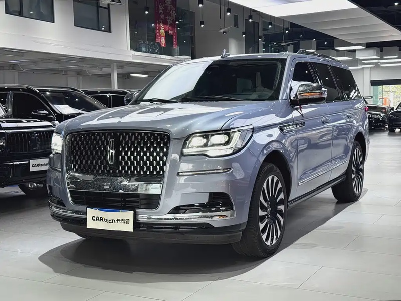 Lincoln Navigator