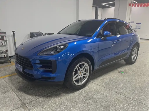 Porsche Macan 2021