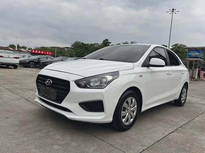 Hyundai Verna