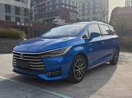 BYD MAX 2018