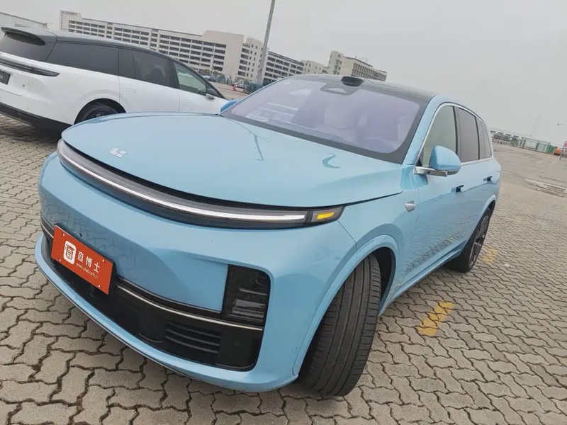 Li Auto L7